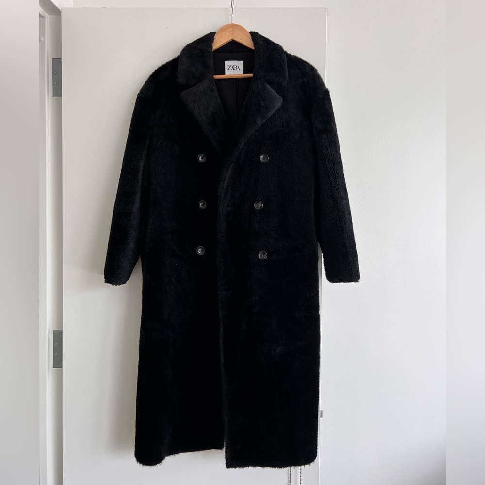 Amazing Zara faix fur coat (last year's season)